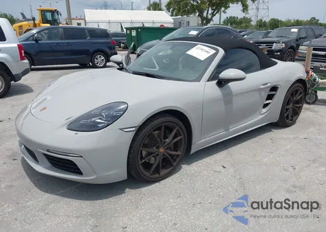 2024 Porsche 718 Boxster Style Edition z USA, uszkodzony, nr VIN WP0CA2A84RK206112